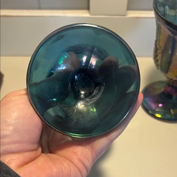 Vgt carnival glass goblet with Harvest Moon design. - Picture 5 of 7